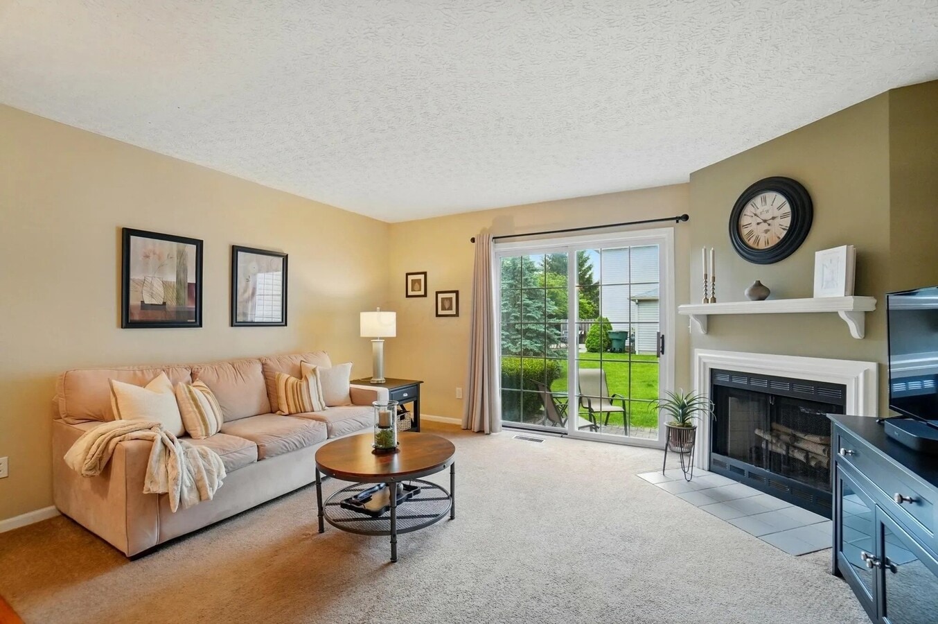 Photo - 1630 Holland Dr Condo Unit 1630
