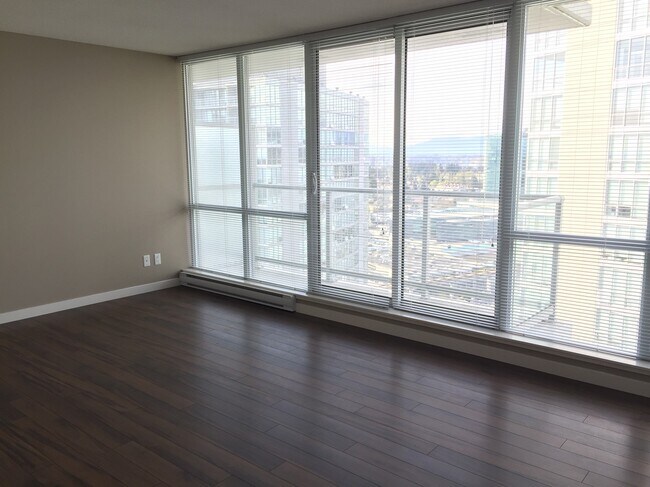 Photo - 1610-13688 100 Avenue Unité 1610