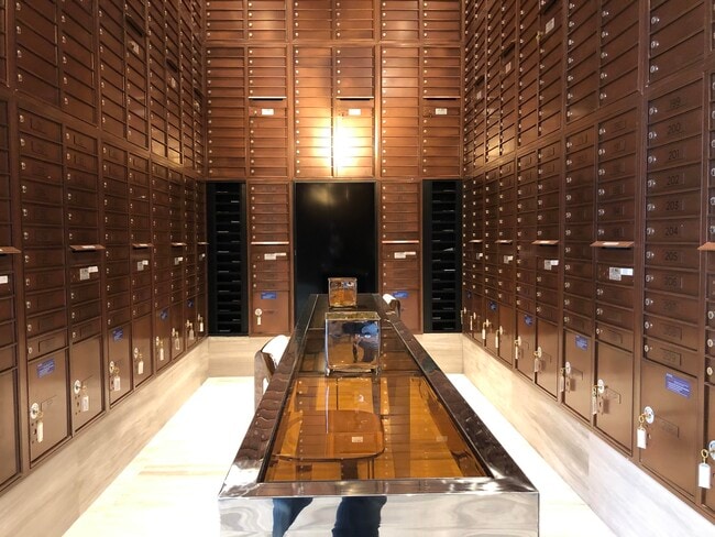 Building Photo - 2000 Metropica Wy Unit 1609 Rental