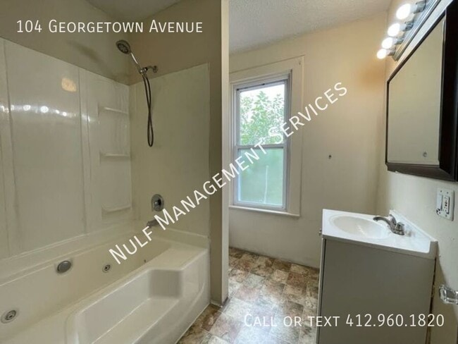 Photo - 104 Georgetown Ave