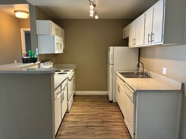Mandalay Bay Apartments