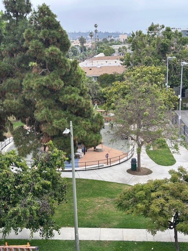 Woodbine Apartments