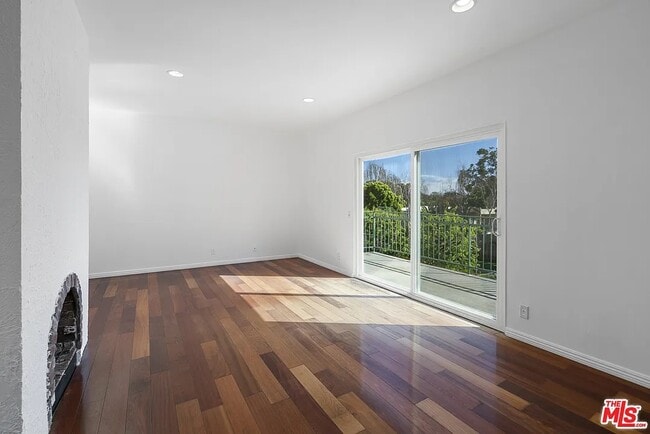 Building Photo - 6444 Cavalleri Rd Unit 6444 Cavaller rd Rental