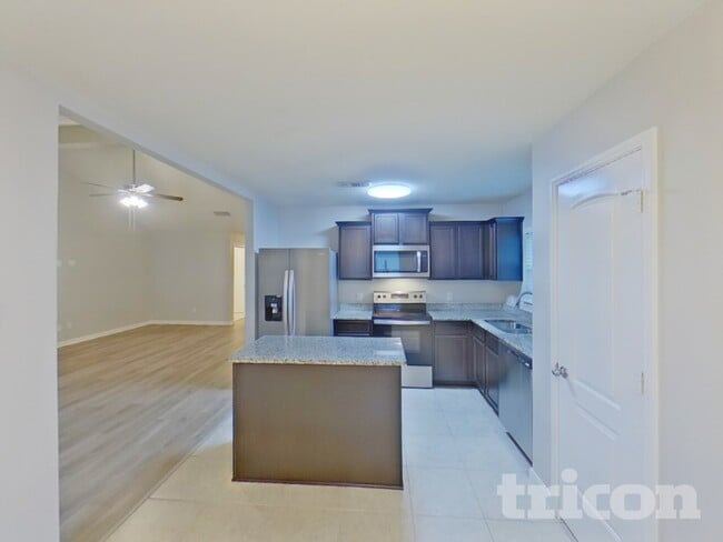 Photo - 185 Presidents Way