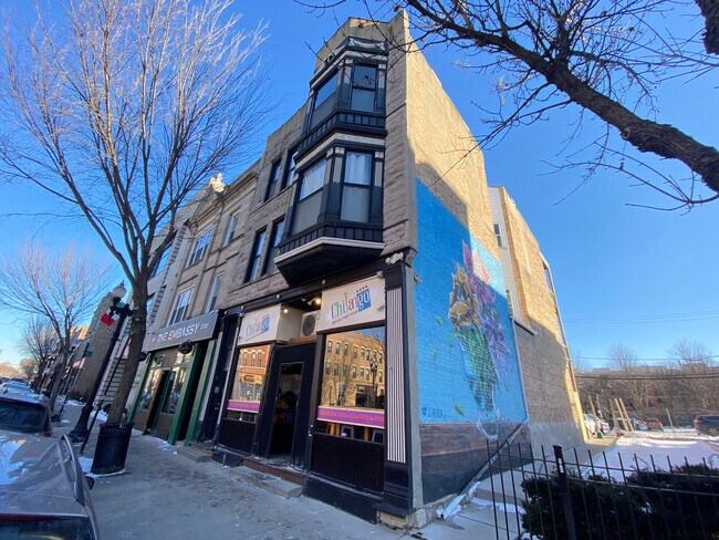 Building Photo - 1437 W Taylor St Unit 3