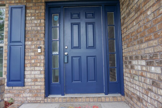 Photo - 656 Teal St