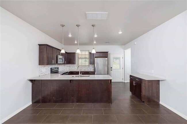 Photo - 438 S Sang Ave