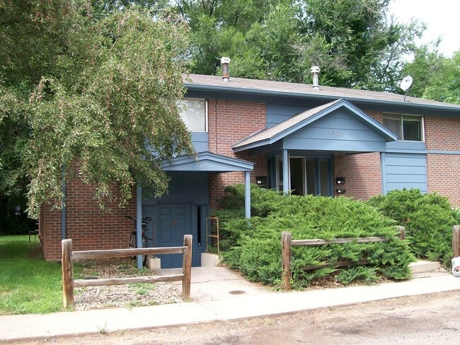 Building Photo - 1301 Burton Ct Unit 3