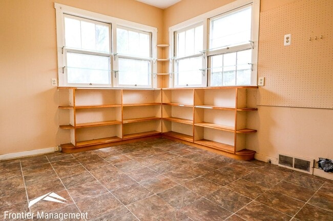 Photo - Beautiful Bungalow Located in Central Manh...
