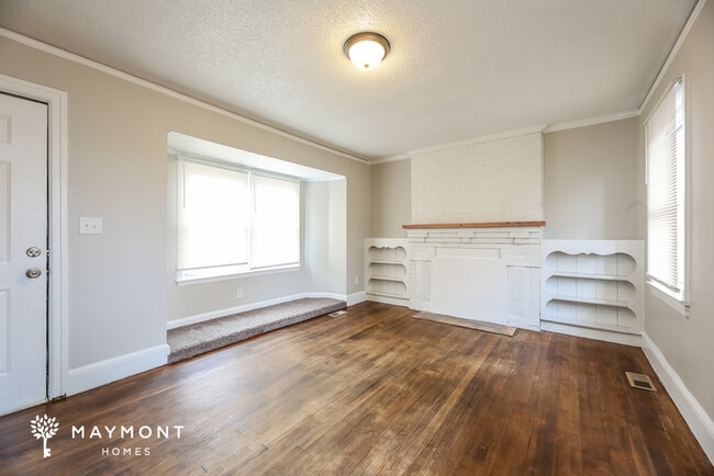 Photo - 111 Esther Dr