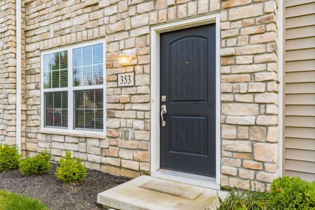 Photo - 353 Laurel Creek St