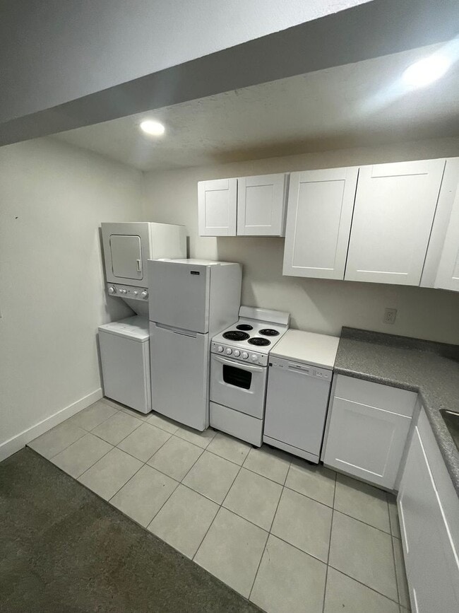 Photo - 13224 S Redwood Rd Unit Studio 1