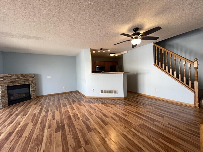 Photo - 14534 Lockslie Trail Townhome