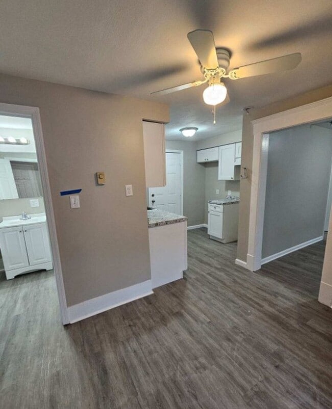 Photo - 273 New Hancock St Unit 4