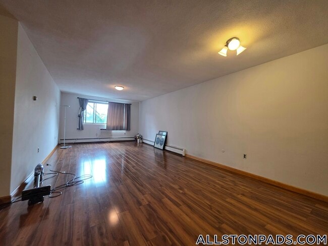 Photo - 28 Brentwood St Unit 7