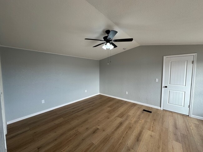 Photo - 7301 E County Road 62