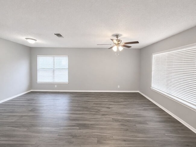 Photo - Completely updated Ventura beauty with over 2,000 square feet, TWO living areas, and a downstairs...