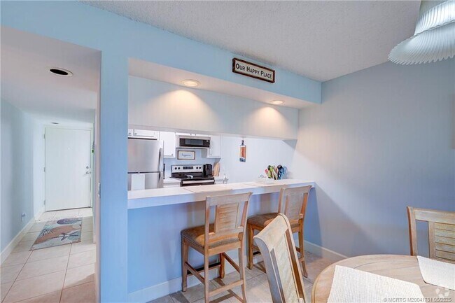 Building Photo - 40 NE Plantation Rd Unit 309 Rental