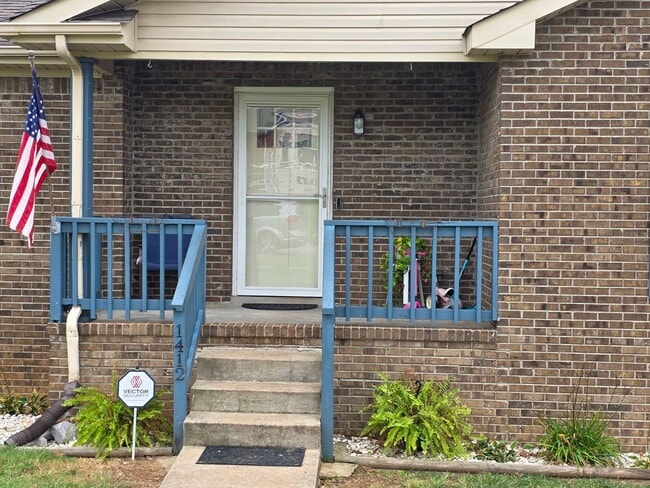 Building Photo - Welcome to Your Dream Retreat!