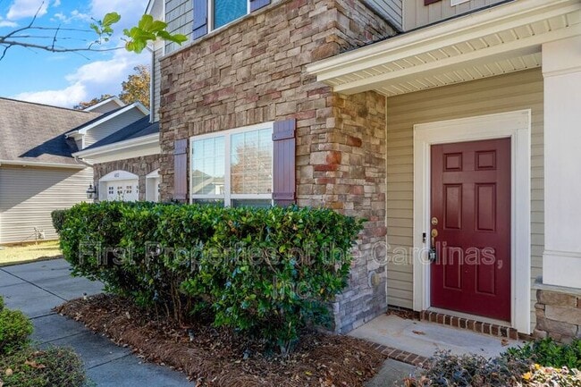 Photo - 6012 Thorburn Way