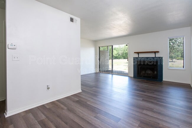 Building Photo - 5510 S Gold St Unit 300 Rental