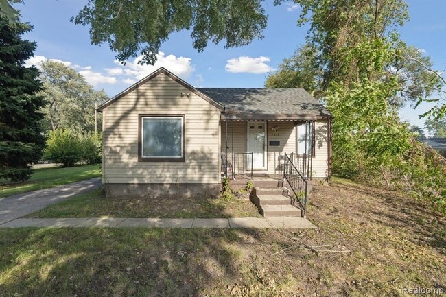 Building Photo - 5315 Edgewood St