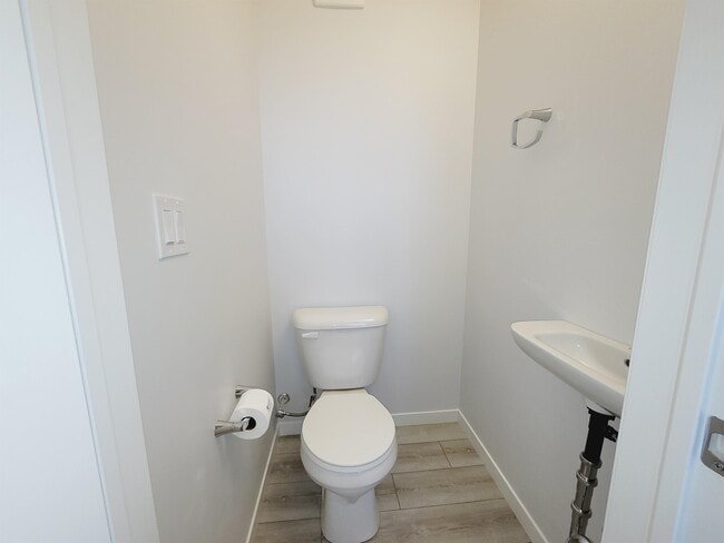 Photo - 1083 Cy Becker Rd NW