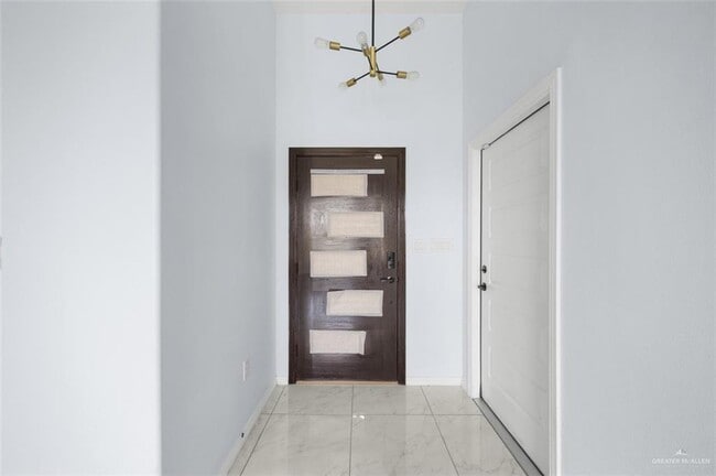 Photo - 13 San Charbel St