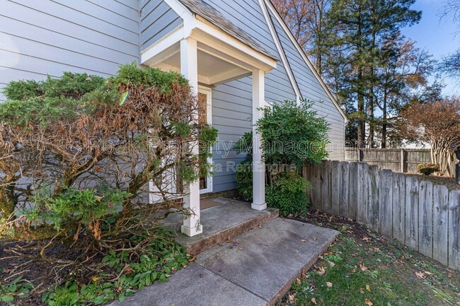 Photo - 4917 Hillery Ct