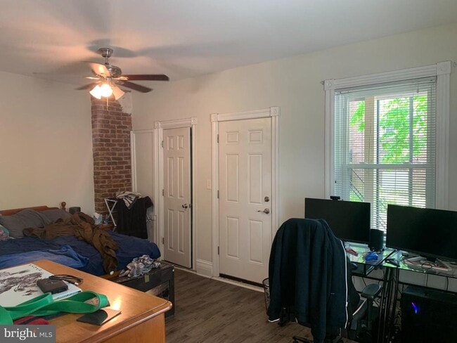 Photo - 1300 N Clayton St Unit 1