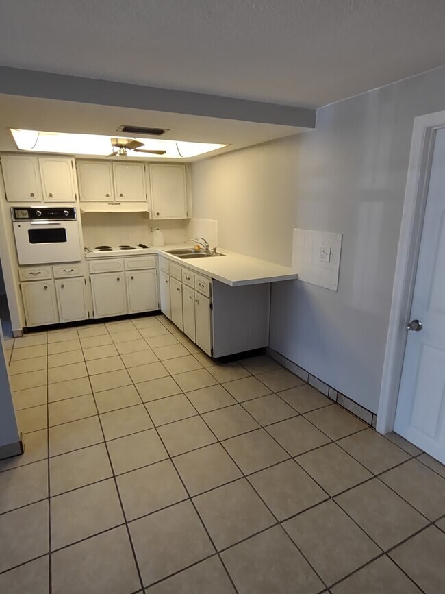 Photo - 12814 Spring Ave