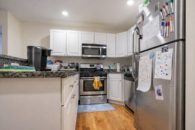 Photo - 324 St Paul St Unit 4