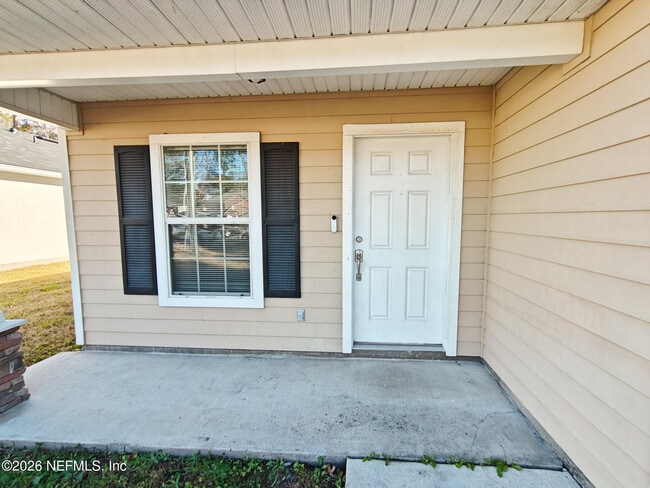 Photo - 8444 Hewitt St