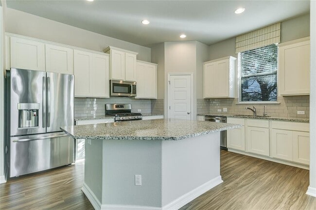 Building Photo - 2311 Dillon Pond Ln Unit A