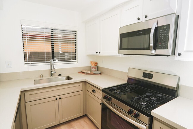 Photo - Galleria Townhomes