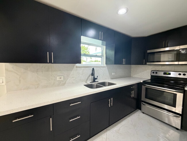 Photo - 9615 NW 3rd Ave