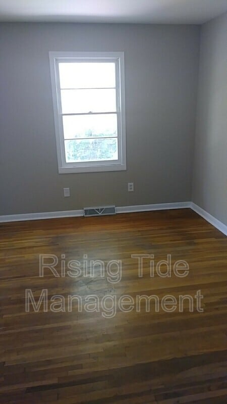 Photo - 3011 Devon Rd