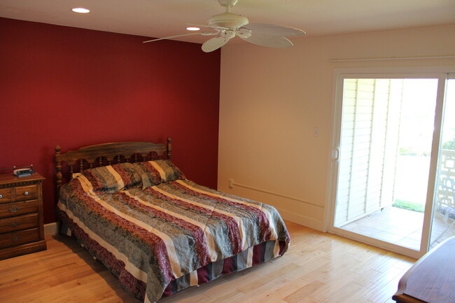 Photo - 1009 La Pluma Ct Unit Lake San Marcos Condo