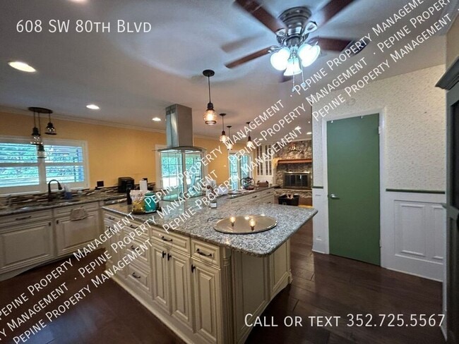 Photo - 608 SW 80th Blvd