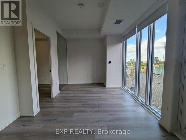 Photo - 280 Dundas St W Unit 814