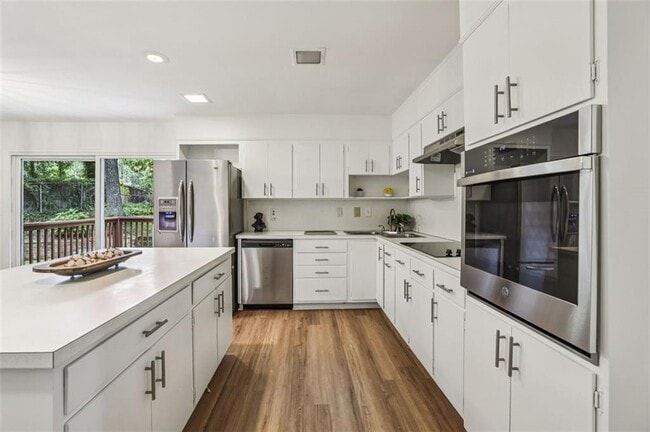 Photo - 3705 Donaldson Dr NE