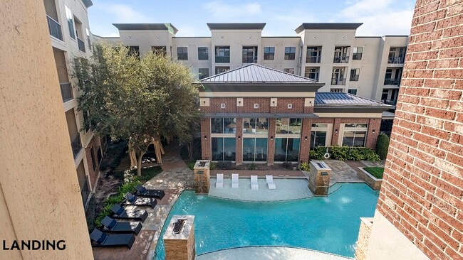 Photo - 2626 Fountain View Dr Unidad 1-310