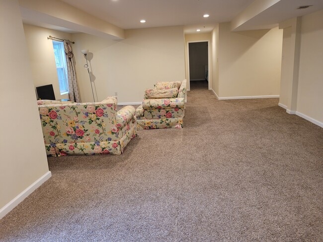 Photo - 9402 Trumpet Ln