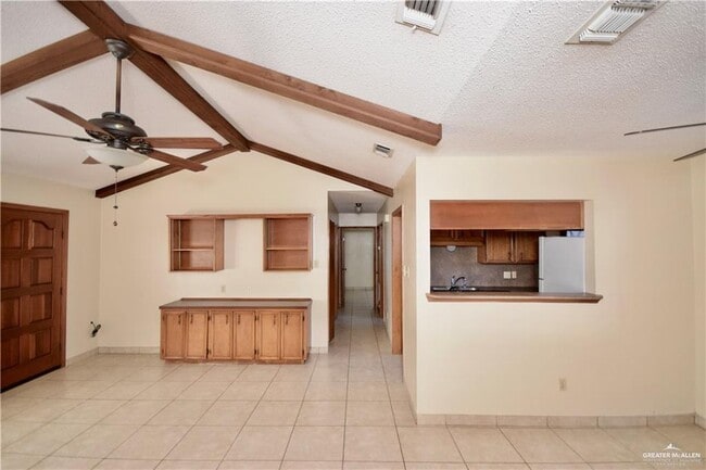 Photo - 9 Norma Ln Unidad 1