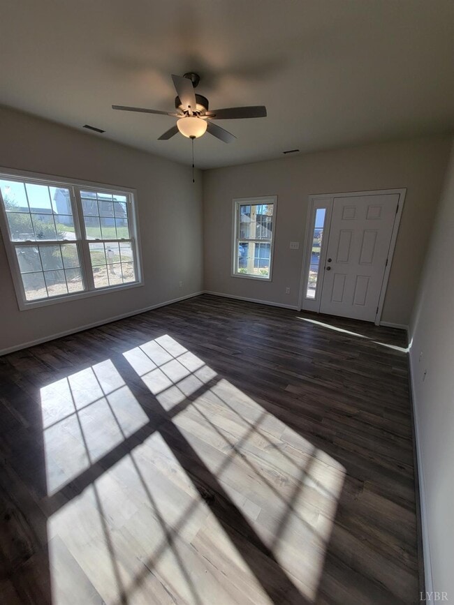 Photo - 1035 Old Trl Rd