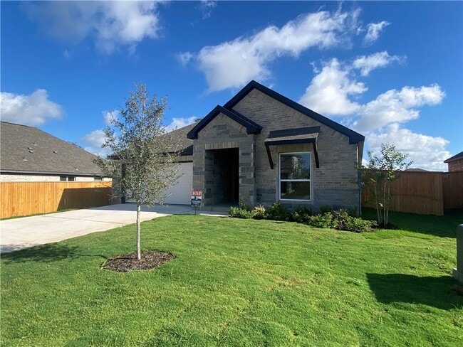 Photo - 104 Periwinkle Ln
