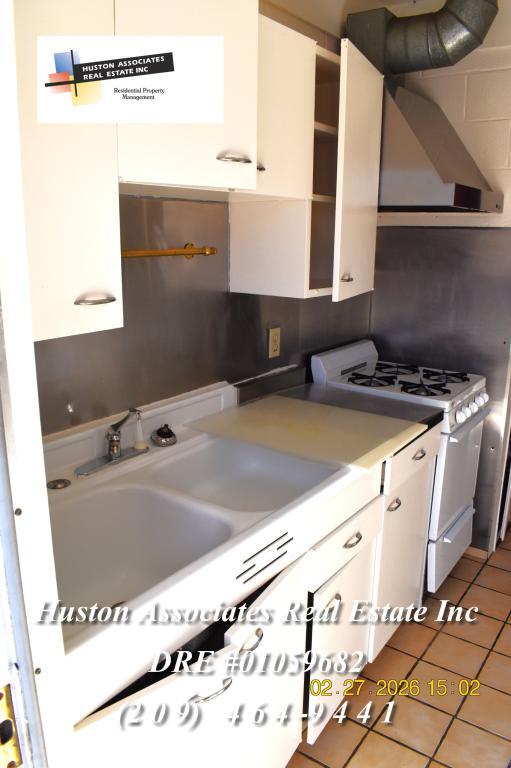 Photo - 868 W Euclid Ave