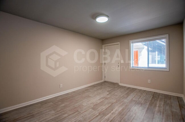 Photo - 271 Glen Iris Dr NE Unit 7A