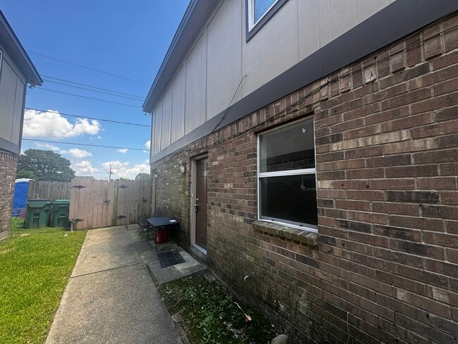 Photo - 937 E Monterey Ct Unidad B