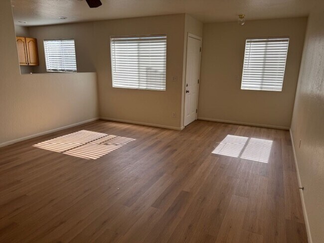 Photo - 17150 E Roadrunner Rd Unidad B - 17150 E Roadrunner Rd